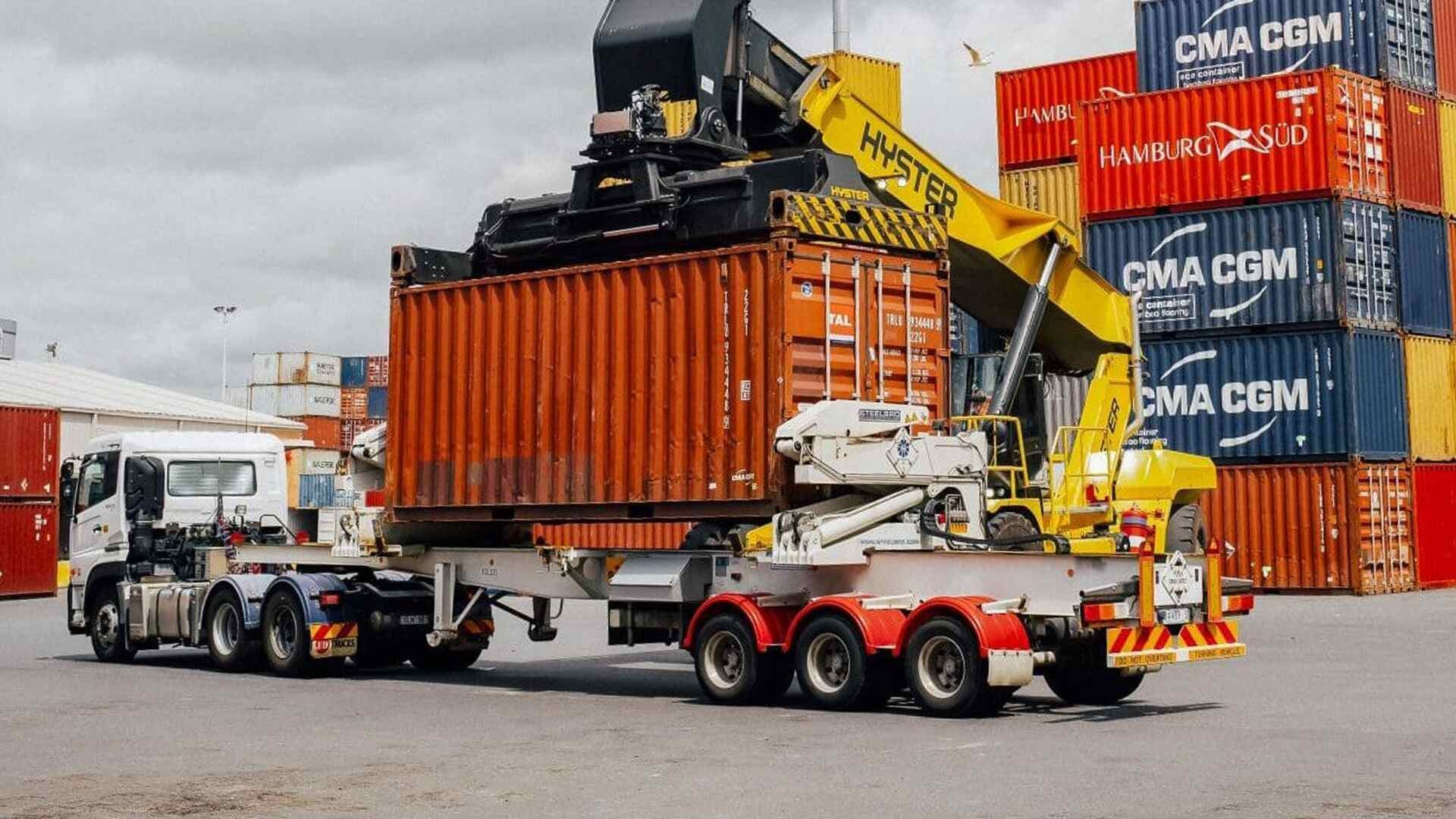 Verbetering van multimodaal containervervoer in havens met RFID-technologie