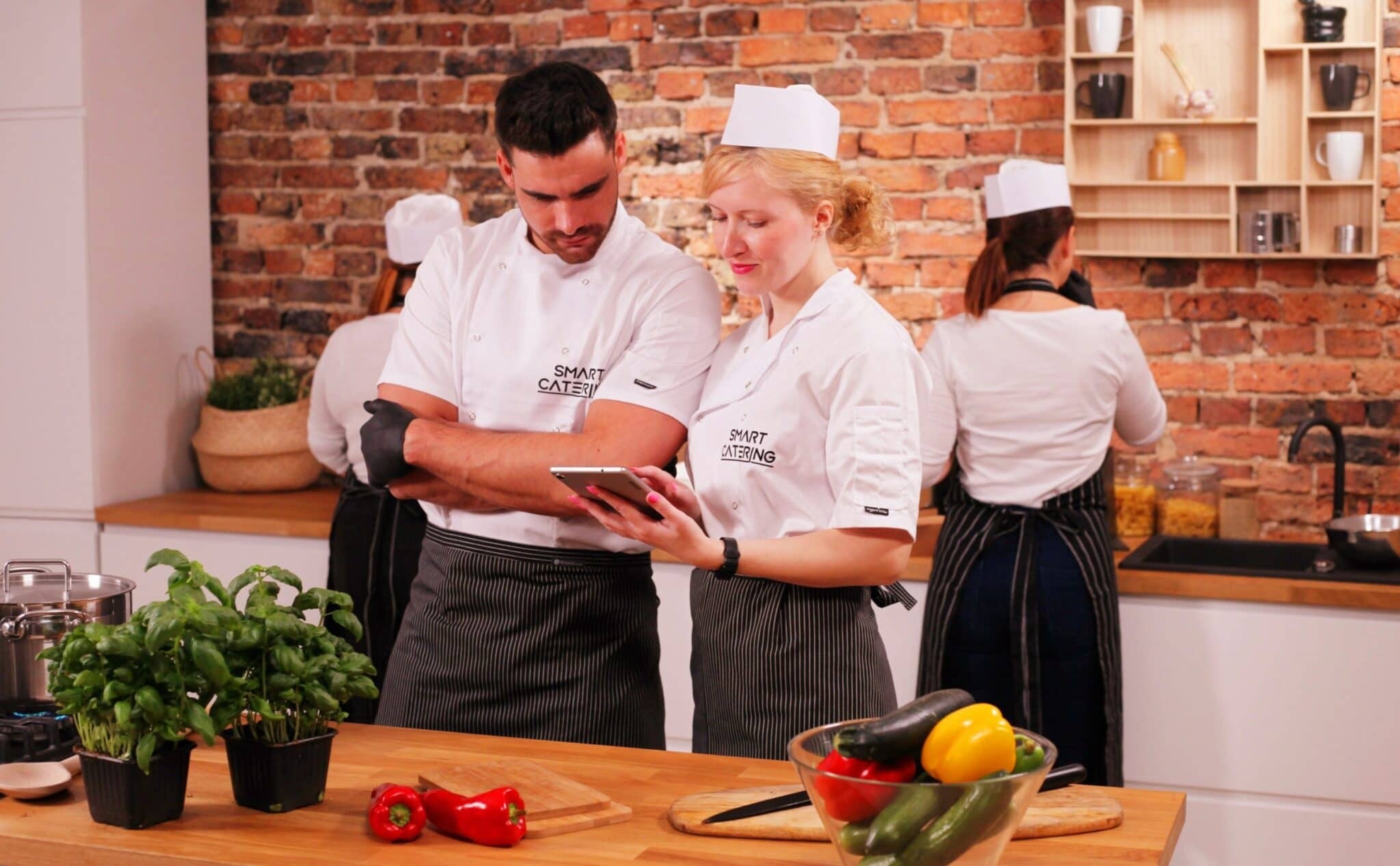 Een revolutie in contactloos dineren: hoe RFID slimme bestel- en betaalprocessen in restaurants verbetert.