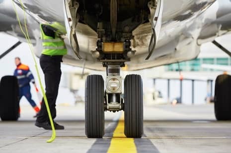 RFID-gestuurde efficiëntie: een revolutie in de afhandeling op de luchthaven.